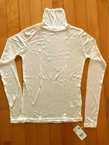 세미 시어 하이넥 로리즈팜