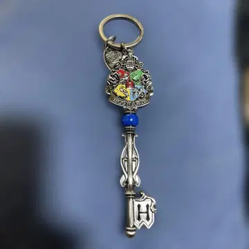 호그와트 열쇠 모양 키링 유니버셜