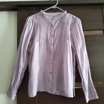 새상품급 허그아워 스탠드 카라 긴팔 핀턱 면 블라우스 연보라