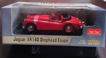 SunStar 재규어 XK140 드롭헤드 쿠페 1:18