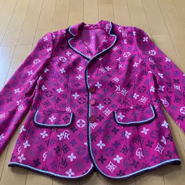 핑크 로고 프린트 테일러드 자켓