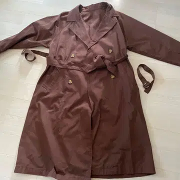 브라운 트렌치코트 더블 브레스트