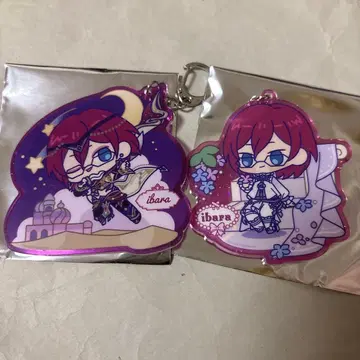 모집 아크릴 키링 이바라