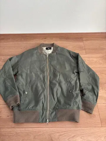 HARE MA-1 플라이트 자켓 올리브 그린