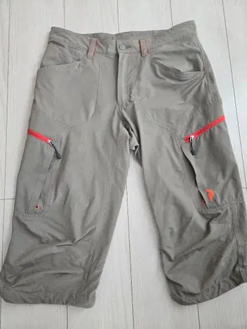 PEAK PERFORMANCE 7부 기장 팬츠