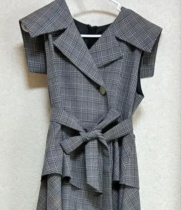 다즐린 아지메 플리츠 트렌치 원피스 M