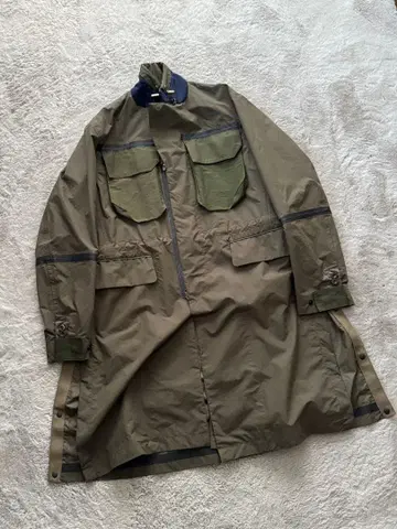 22 sacai 립스탑 나일론 밀리터리 코트