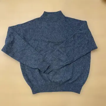 BARBICHE 다크 블루 터틀넥 스웨터