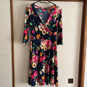 TOUCH9 꽃무늬 7부 소매 랩 드레스 네이비