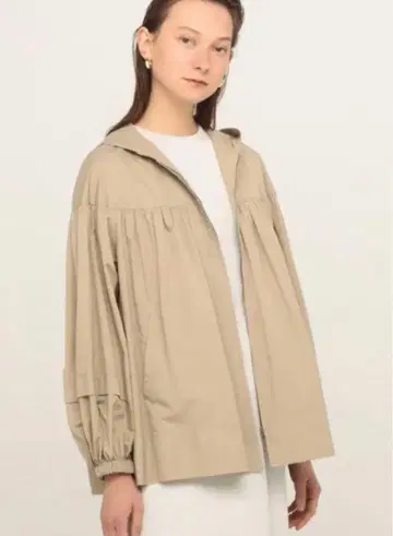 ballsey 라이트 타프타 후데트 숏코트