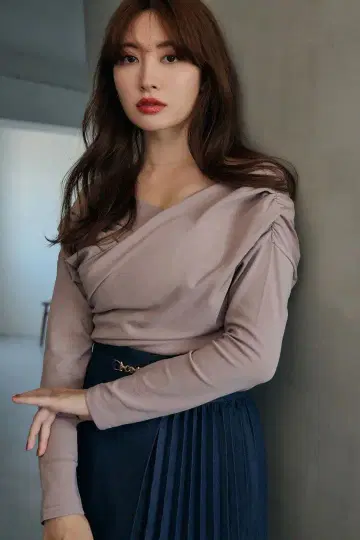 [ 미사용 ] 비대칭 코튼 블렌드 저지 탑