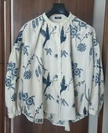 전체 자수 꽃과 새의 긴팔 셔츠