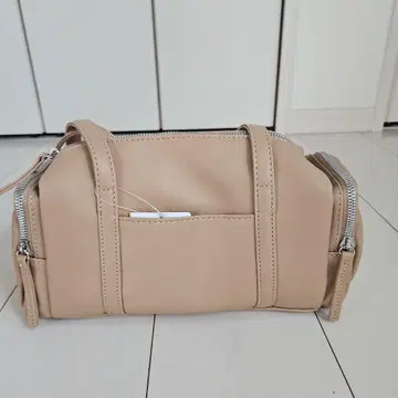 베이지 합성 피혁 숄더백