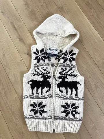 KANATA 캐나다제 카우친 슬리브리스 후드 부착