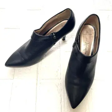 긴자 카네마츠 부티 힐 가죽 블랙 24cm