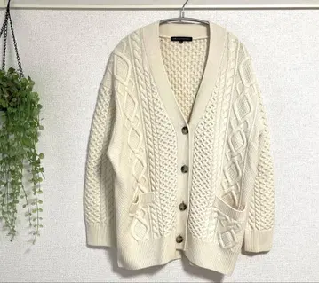 [새상품급] 23구 워셔블 아란 케이블 니트 가디건 아이보리 38