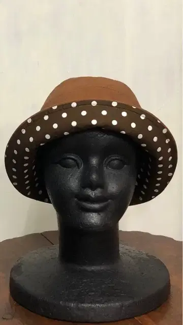 패션 여성용 핸드메이드 모자 크로셰 카멜 도트 신상