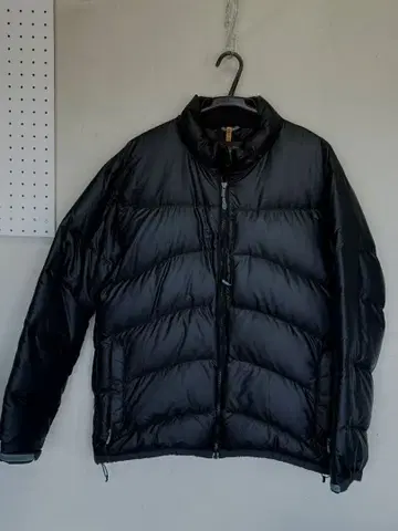 미즈노 브레스 써모 다운 자켓 L 사이즈 블랙