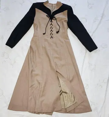 베이지 블랙 롱 원피스