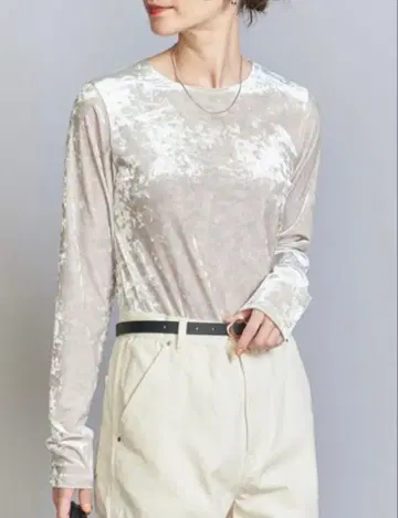 벨로아 롱 슬리브 T셔츠