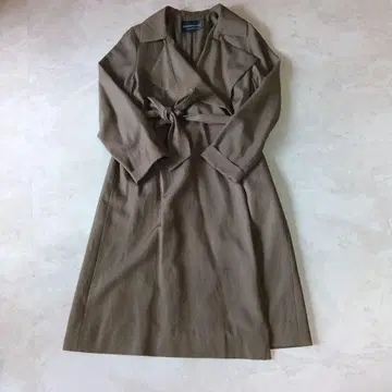 STRAWBERRY FIELDS 가운 코트 카키