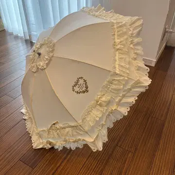 베이비더스타즈 샤인브라이트 아이보리 프릴 양산