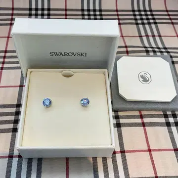 Swarovski 파란 크리스탈 스터드 귀걸이 1743
