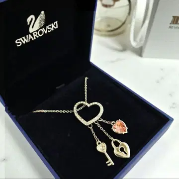스와로브스키 Swarovski 하트 키 목걸이 핑크 상자 포함