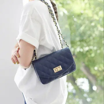 오우렌 퀼팅 체인 숄더백
