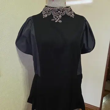 수입 로사 T셔츠