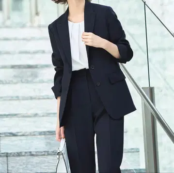 RUIRUE BOUTIQUE 테일러드 자켓 x 테이퍼드 팬츠 세트
