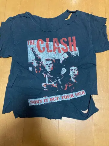 THE CLASH 빈티지 T셔츠 1978년 디자인 데미지 가공 있음
