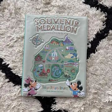[ 미사용 새상품 ] 디즈니 리조트 수베니어 메달 컬렉션북 케이스