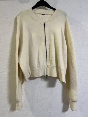 크림색 집업 오버 사이즈 블루종