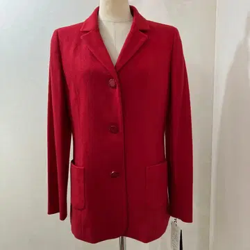 빨간색 테일러드 자켓
