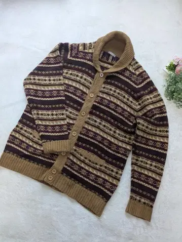 [새상품급] 가디건 XL 사이즈 패턴 제품 새상품급 상의 브라운 계열