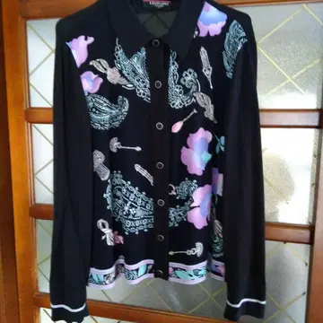 레오나르 꽃무늬 장식 긴팔 셔츠