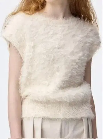 [ 새상품 ] 지유 페더얀 니트 풀오버 (반팔) 내추럴 M