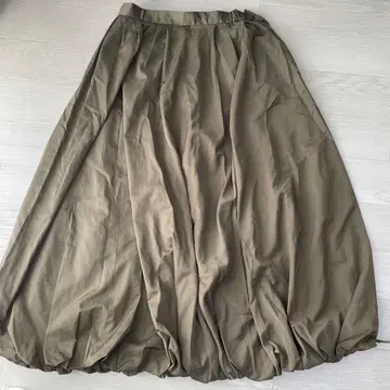 LILY BROWN 벌룬 스커트 올리브 카키