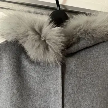 퍼 달린 그레이 울 베스트