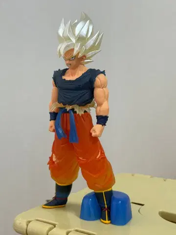 드래곤볼 Z CLEARISE 초사이어인 손오공