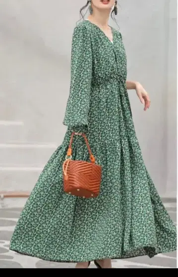 cawaii 흔들리는 꽃 티어드 롱 원피스 그린 계열 루즈핏 6821