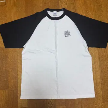 club sakenomitai 화이트/블랙 래글런 티셔츠