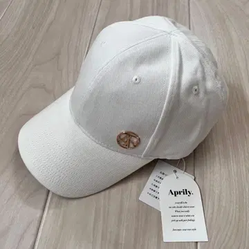 Aprily 라운드 AR 코튼 캡 화이트