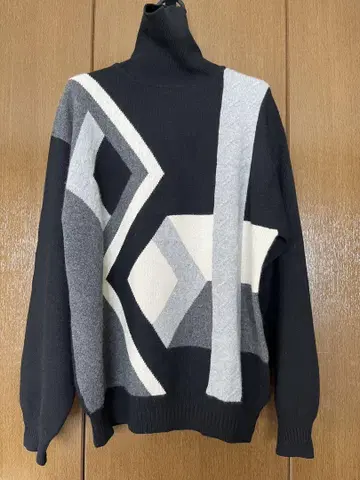 캐시미어 터틀넥 스웨터 M