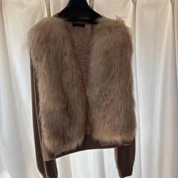 컨디션 최상 allureville 퍼 가디건