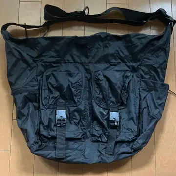 BAICYCLON B&Y 블랙 숄더백