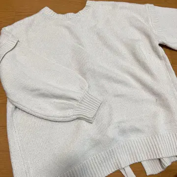 INGNI 화이트 니트 벌룬 슬리브