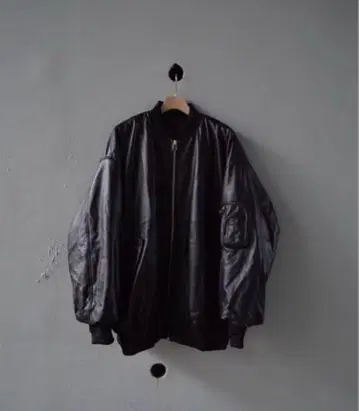 stein 오버사이즈 레더 플라이트 재킷 별주