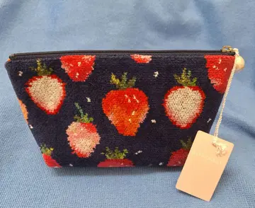 [ 새상품 ] 러블리바이페이러 스트로베리 도트 화장품 파우치(대)